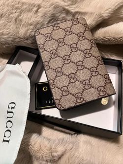 New Quality  Small  Wallet 75 Each