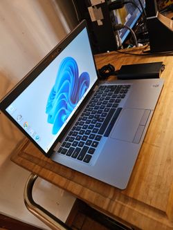 Dell 14 Pc. I7-10th. Gen. CPU. 16GB Ram. 512GB m.2 NVMe SSD.