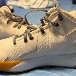 Nike size 10