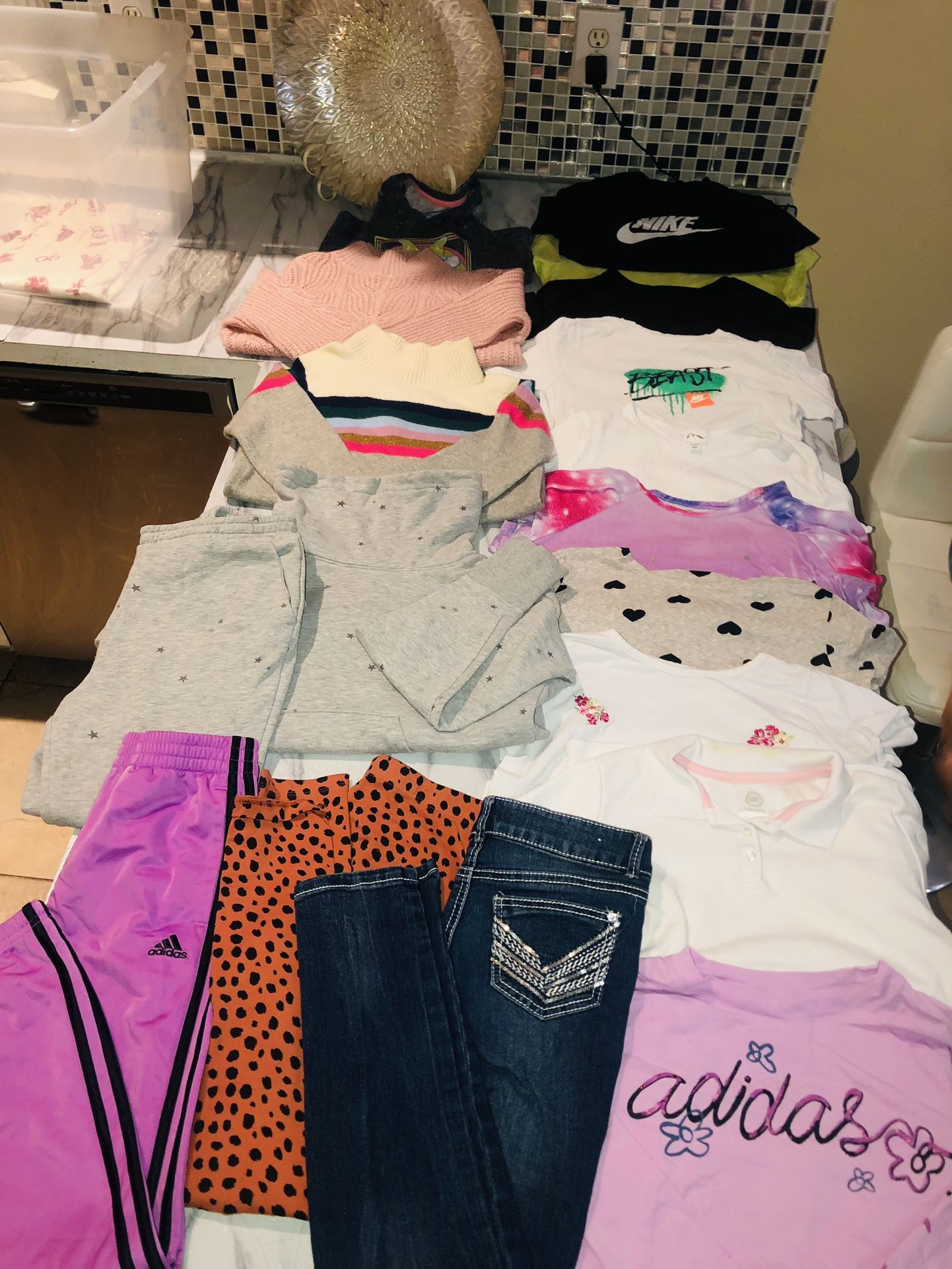 Girls Clothes 18pc Bundle-Size 10-13-Hoodies,Shirts,Sweaters,leggin & more -in 77064  