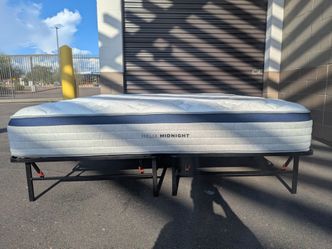 King Helix Midnight Mattress - Like New