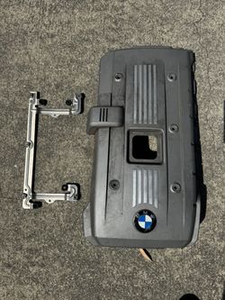 Used BMW E90 Engine Cover