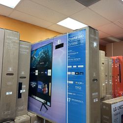 70”Samsung UHD 4K SMART TV