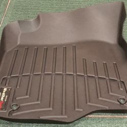 WeatherTech Vehicle Floor Liners - ( 2008-2012 Chevy Malibu)