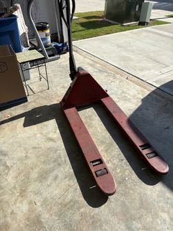 Dayton Pallet Jack
