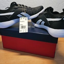 Reebok Women's Size 6.5
Walkawhile First Walker Shoes