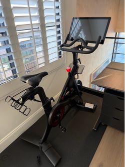 Peloton Bike