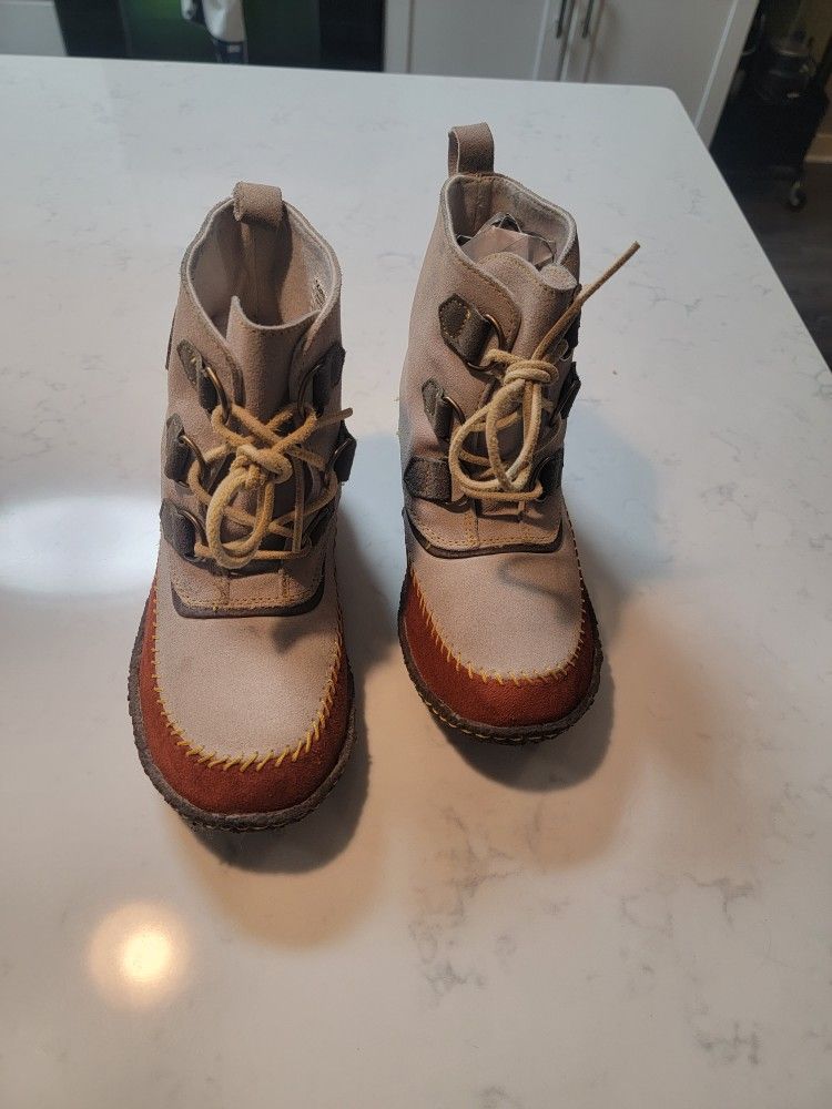 Sorel Joplin Suede Moccasin Ankle Boots Womens Size 8 Gray NL1940-103 Lace Up