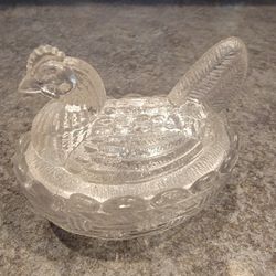 Vintage Hen Dish