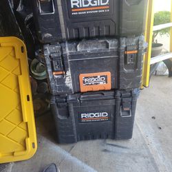 RIDGID 3 STACKABLE TOOL BOXES