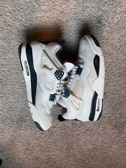 Jordan 4 size 9.5
