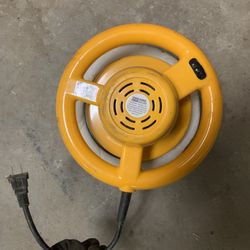 CHICAGO Electric 10' Orbit Polisher/Waxer