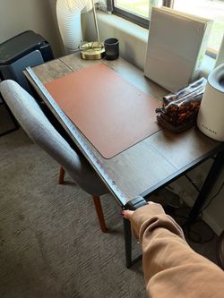 Desk & chair