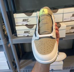 Travis Scott Golf Jordan 1 Low