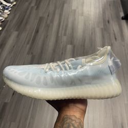 Adidas Yeezy 350 “Mono Ice”