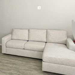 Reversible sofa  w storage/ottoman