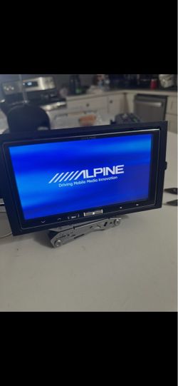 Alpine Double Din Car Stereo Touchscreen