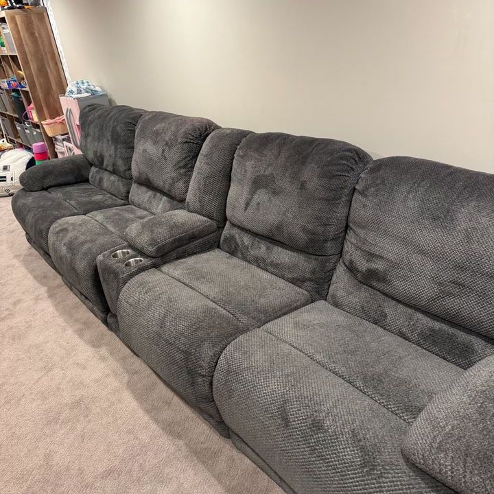 Bob's Discount Furniture Alpine Sofa - 5 piece Sectional