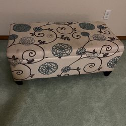 Foot Rest / Blanket Holder 