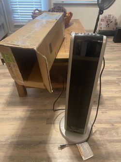 Lasko Tower Warmer with Remote