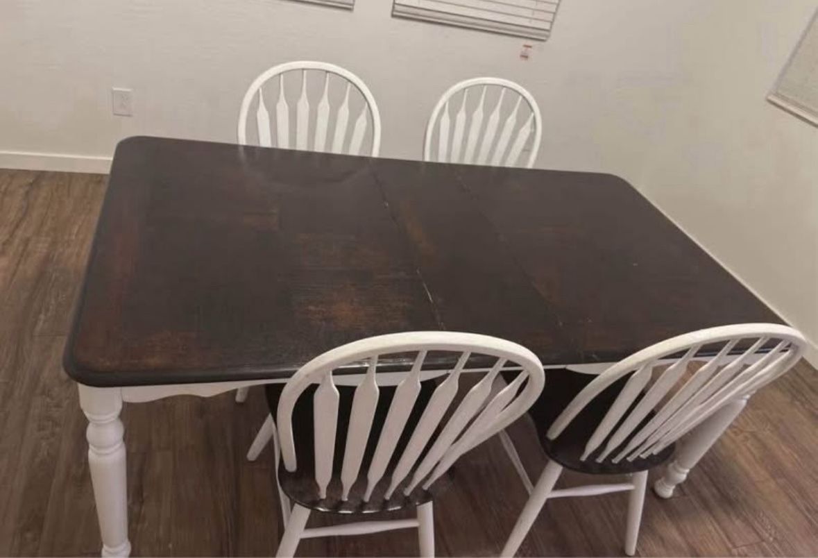 Dining Table and Chairs 