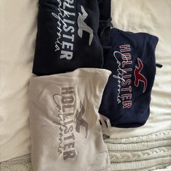 Hollister hoodies men size Small bundle pack