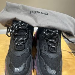 Balenciaga Triple S