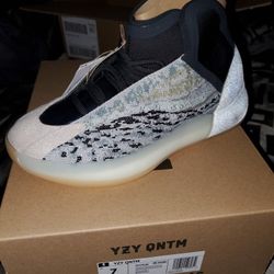 Yeezy QNTM Sea Teal 