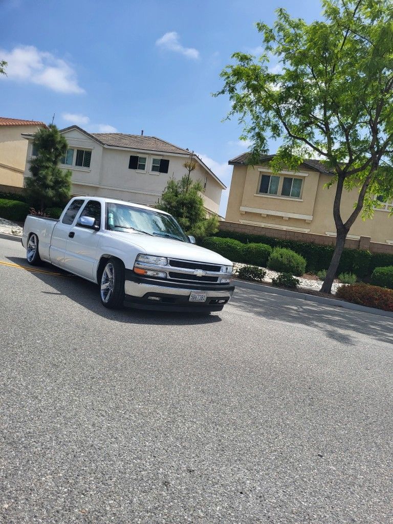 $"2000 Chevrolet Silverado Parts " $
