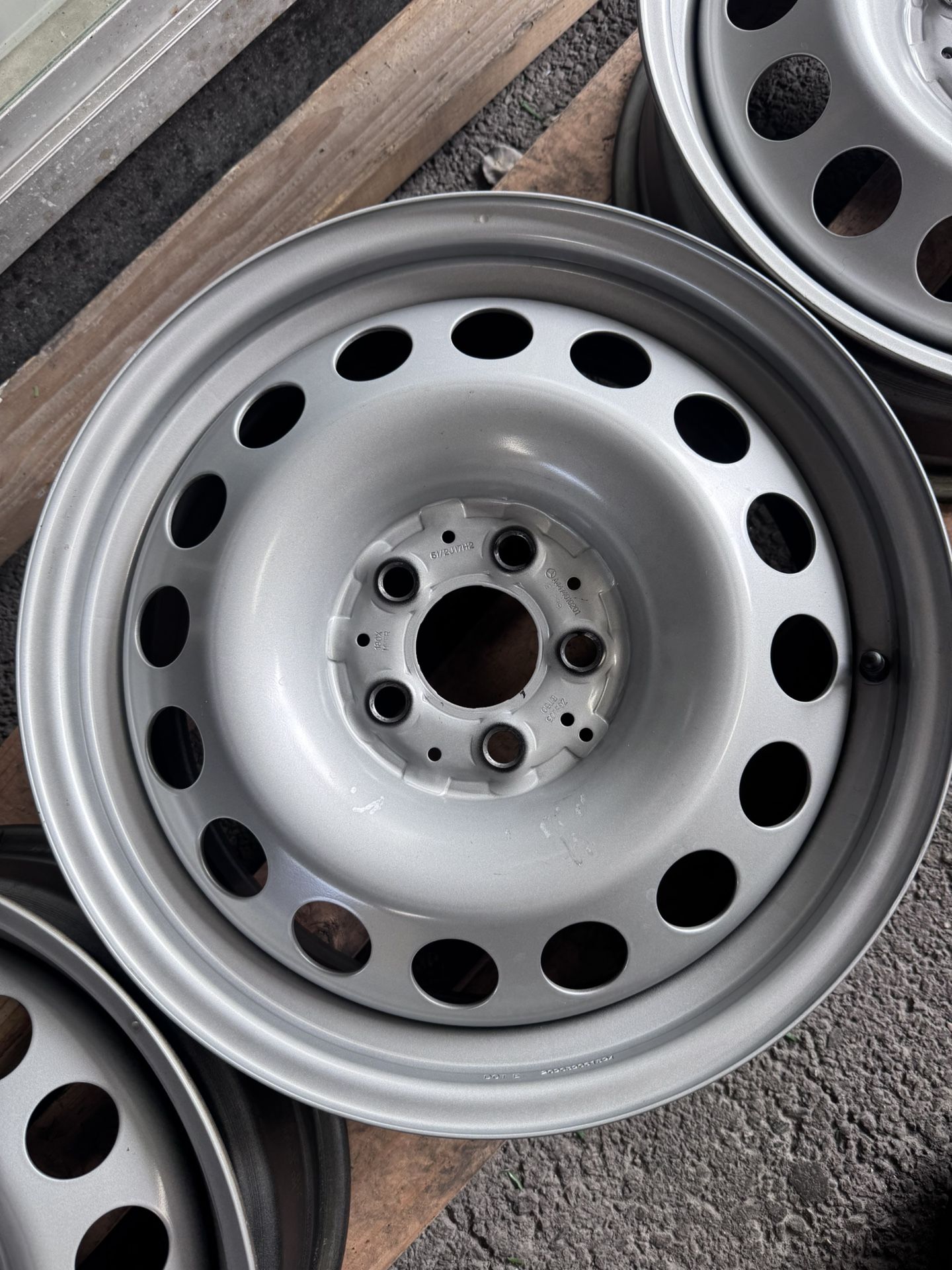 Mercedes Wheel