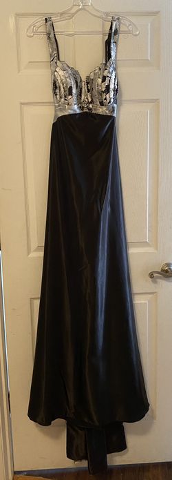 Gown Size L