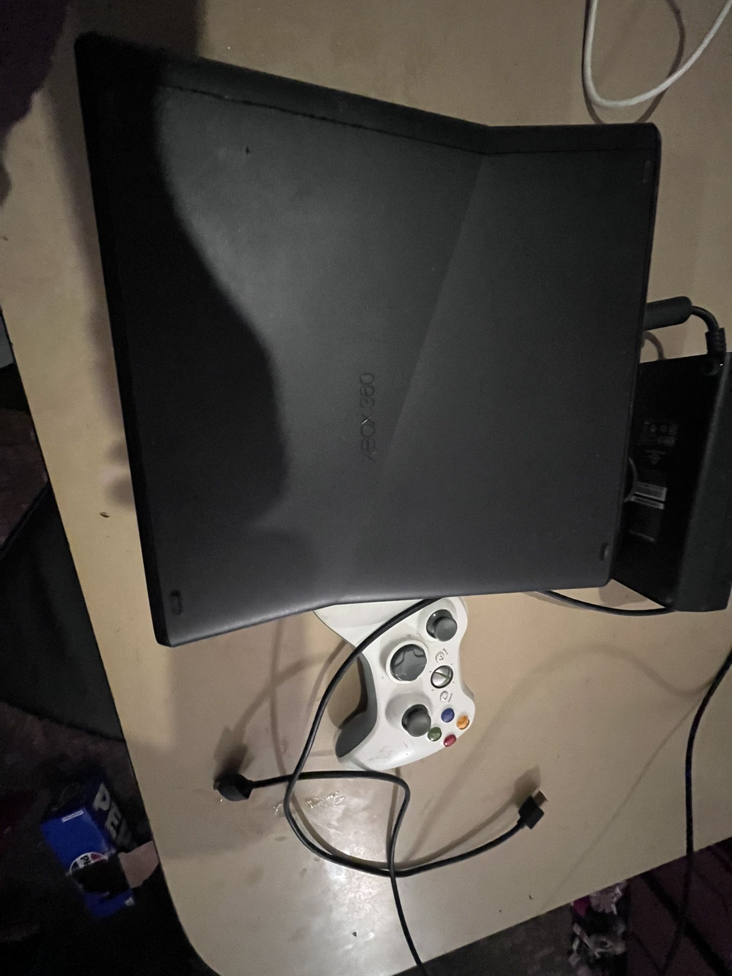 Xbox 360 Slim W Cable And Control