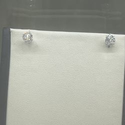 14 K white gold, 1.0 carat earrings