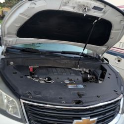 2017 Chevrolet Traverse LT. 