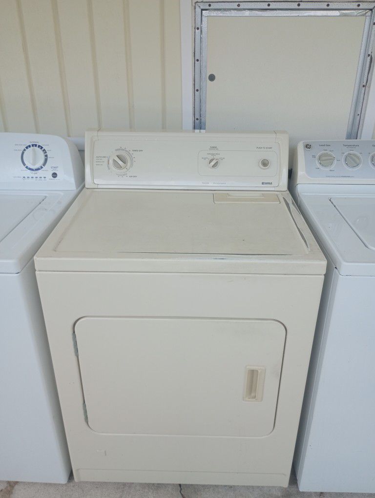 Dryer (Gas)  Works Great Delivery Available 