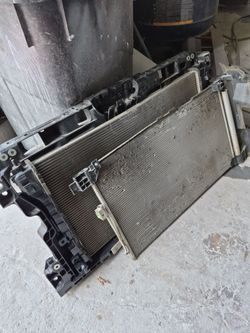 Radiador y condensador de altima 22