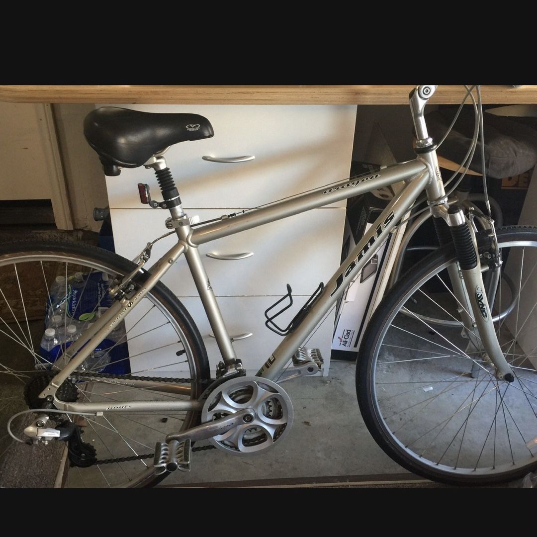 Jamis aragon hybrid bike sale