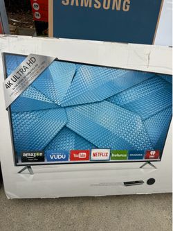 VIZIO 43inch 4K UHD 3840 X 2160 Full-Array LED Smart Wi-Fi HDTV
