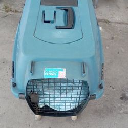 Pet Carrier Perfect Condition 