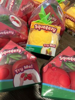 Squeeze cherry  pineapple