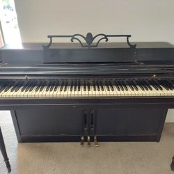 Wurlitzer Upright Piano