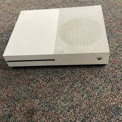 USED XBOX ONE S 