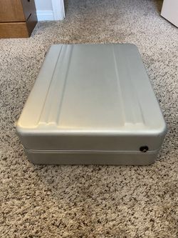 Zero Halliburton DZ7-SI Silver Traveling Computer Attache for Sale