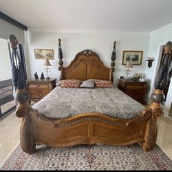 Michael Amini Bedroom Set Eden Collection ( Deliver Available) 