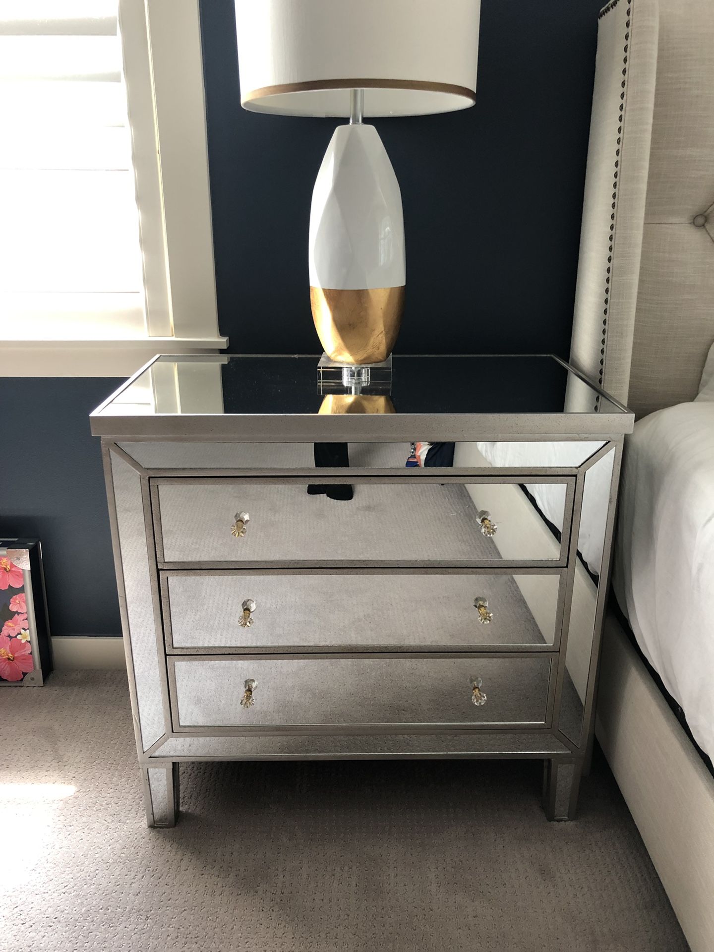 Set of mirrored dressers for Sale in Kirkland, WA OfferUp