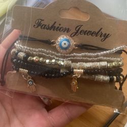 Bracelet 