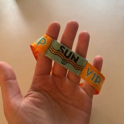 Ohana VIP Sunday Wristband 