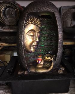 Fountain / Fuente 16 inches new in box