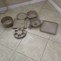 Microwave Pots