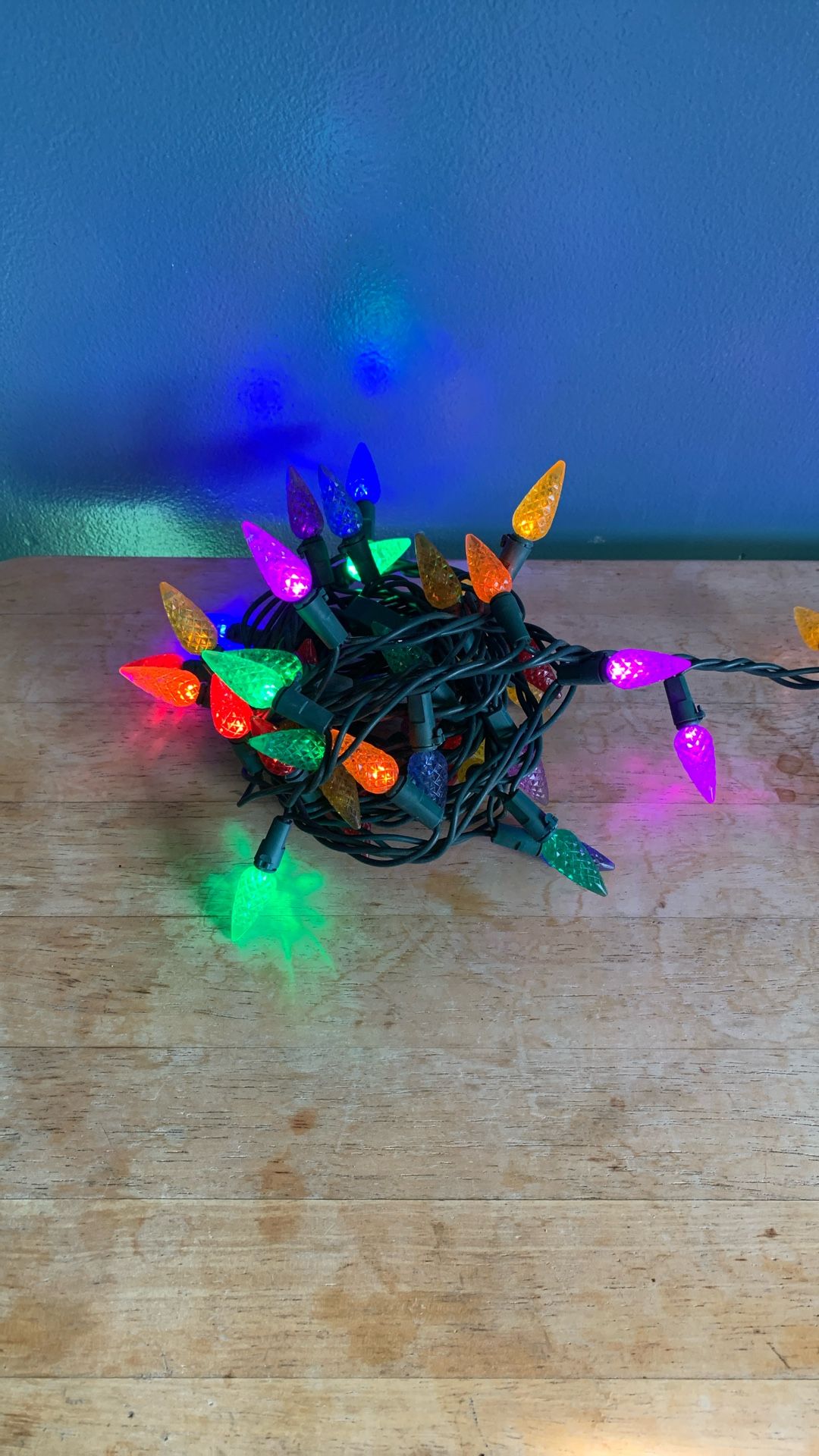 CHRISTMAS LIGHTS ASSORTED COLORS 4 STRANDS AVAILABLE LAST PICTURE SHOWS SHAPE OF LIGHT BULBS $4 EACH STRAND